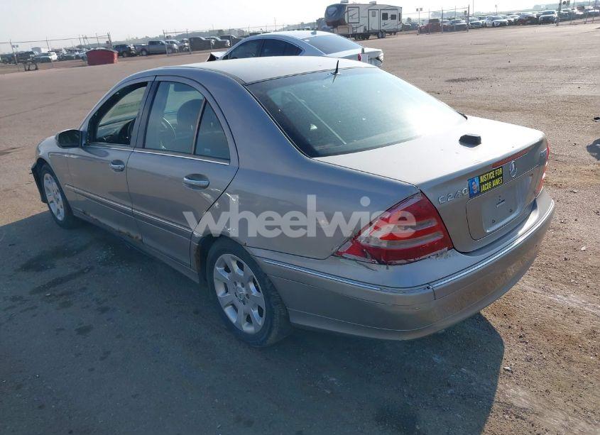 Photo 3 of 2005 Mercedes-benz C 240 LUXURY 4MATIC (VIN WDBRF81J65F665841)