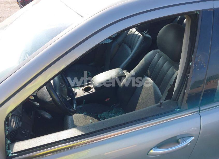 Photo 6 of 2005 Mercedes-benz C 240 LUXURY 4MATIC (VIN WDBRF81J65F665841)