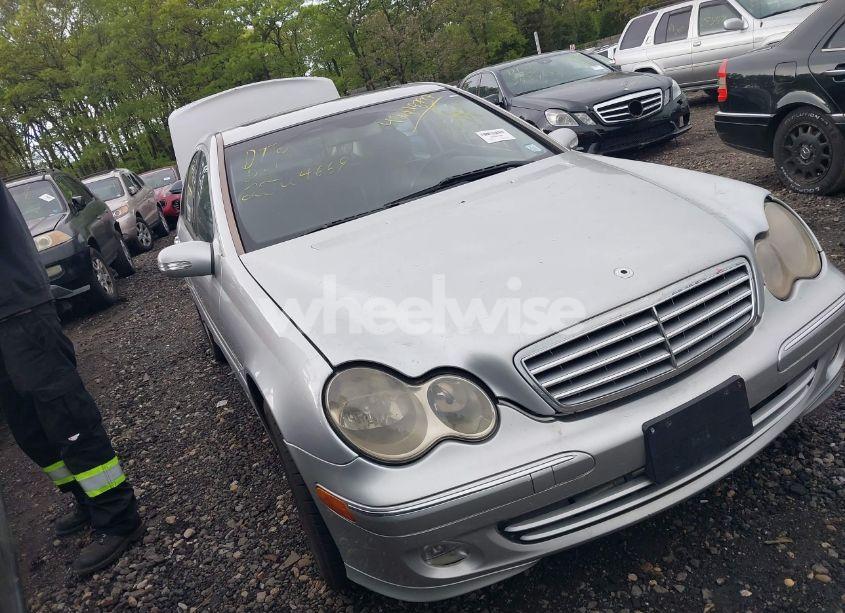 2005 Mercedes-benz C 240 LUXURY 4MATIC (VIN WDBRF81J85F562954) main photo