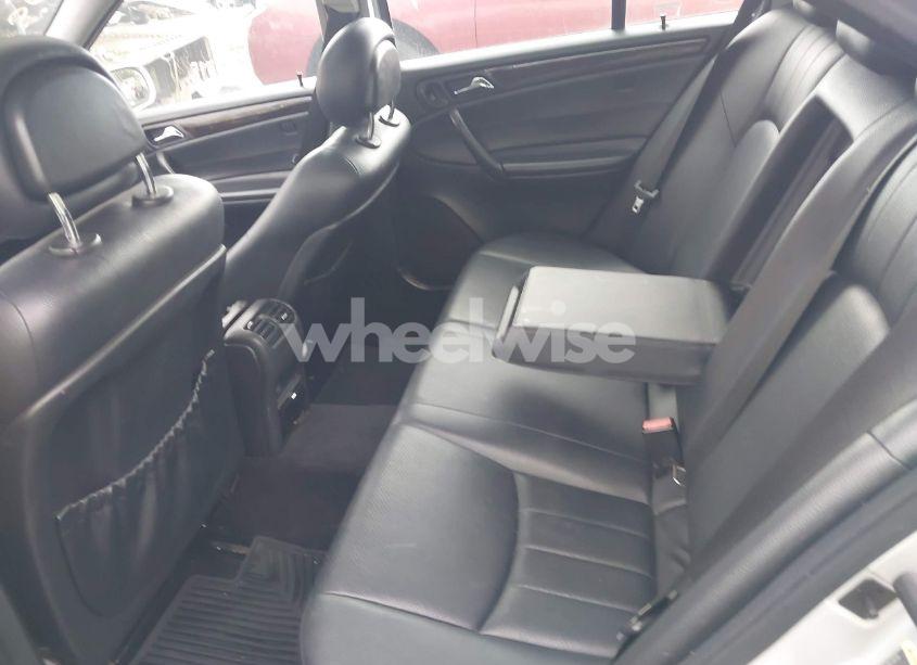 Photo 8 of 2005 Mercedes-benz C 240 LUXURY 4MATIC (VIN WDBRF81J85F562954)
