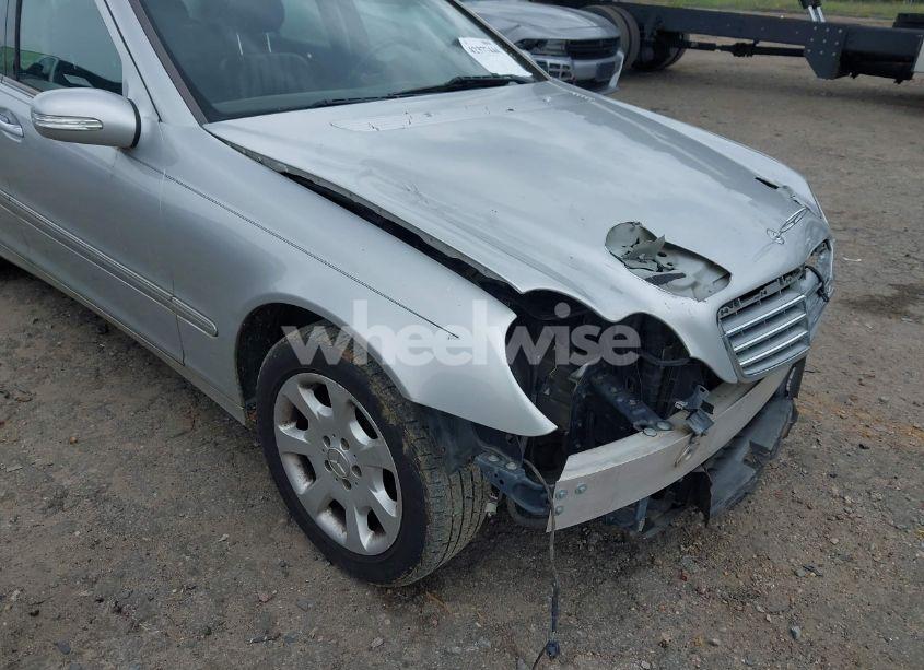 Photo 6 of 2005 Mercedes-benz C 320 LUXURY 4MATIC (VIN WDBRF84J85F567356)