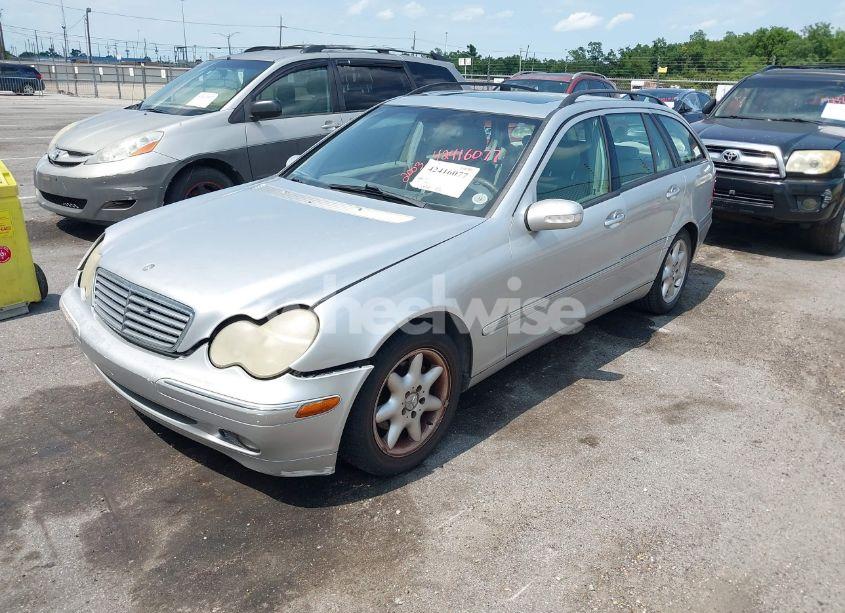 Photo 2 of 2003 Mercedes-benz C 240 (VIN WDBRH61J03F325869)