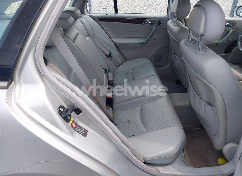 Photo 8 of 2003 Mercedes-benz C 240 (VIN WDBRH61J03F325869)