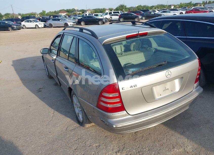 Photo 3 of 2005 Mercedes-benz C 240 LUXURY (VIN WDBRH61J65F567374)