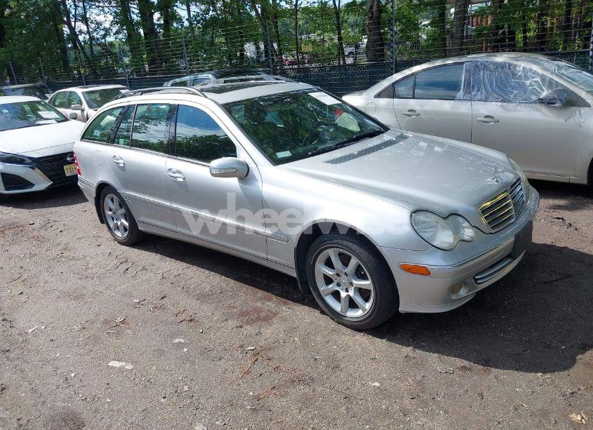 2005 Mercedes-benz C 240 LUXURY 4MATIC (VIN WDBRH81J85F611452) main photo
