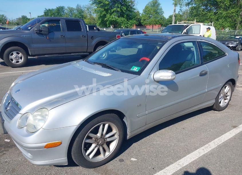 Photo 12 of 2003 Mercedes-benz C 230 KOMPRESSOR SPORT (VIN WDBRN40J73A485209)
