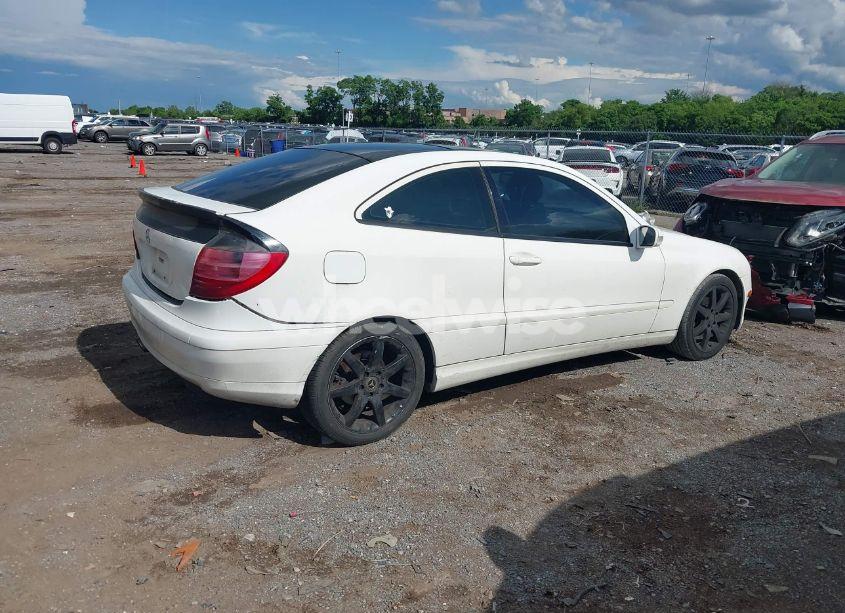 Photo 4 of 2004 Mercedes-benz C 230 KOMPRESSOR SPORT (VIN WDBRN40JX4A612553)