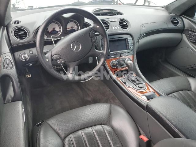 Photo 10 of 2005 MERCEDES-BENZ SL 55 AMG N/A (VIN WDBSK74F45F087740)