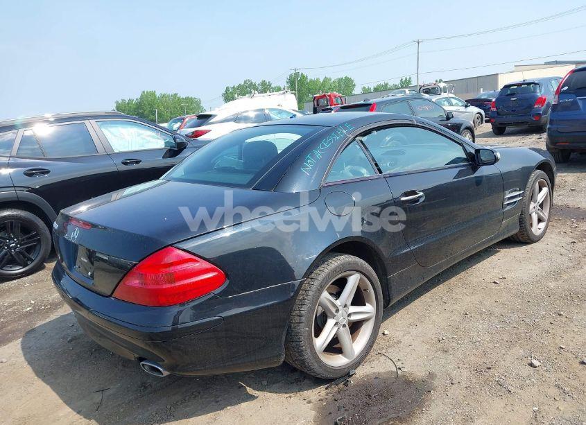 Photo 4 of 2005 Mercedes-benz Sl 500 (VIN WDBSK75F25F088450)