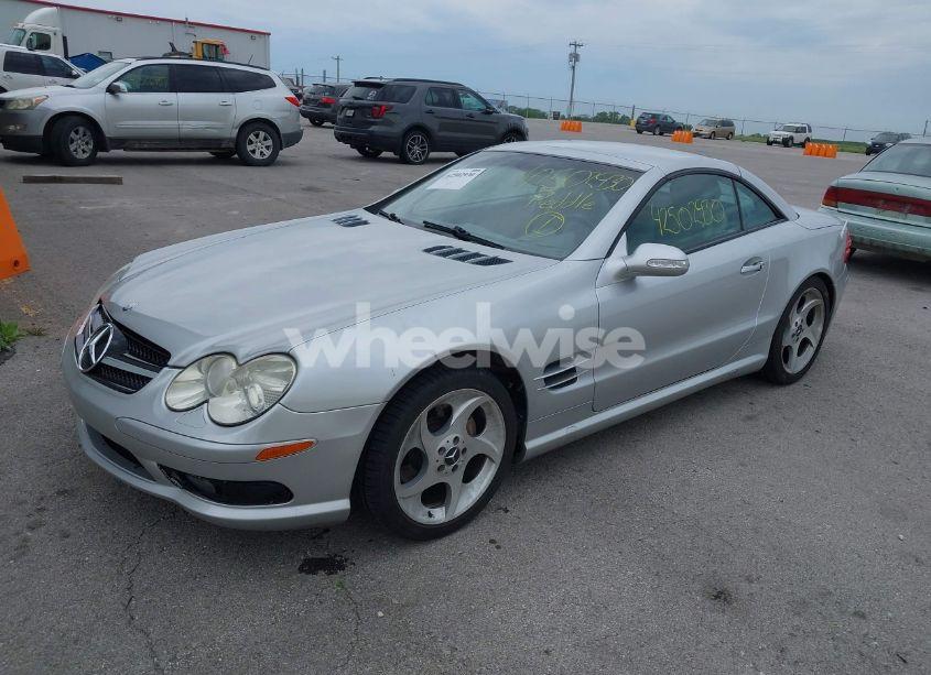 Photo 2 of 2003 Mercedes-benz Sl 500 (VIN WDBSK75F33F058662)