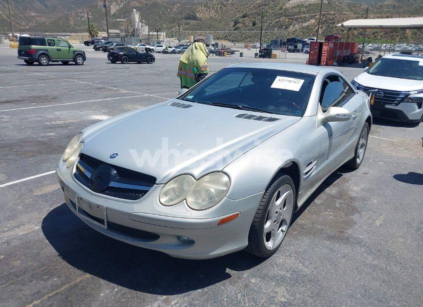 Photo 2 of 2003 Mercedes-benz Sl 500 (VIN WDBSK75F43F010443)