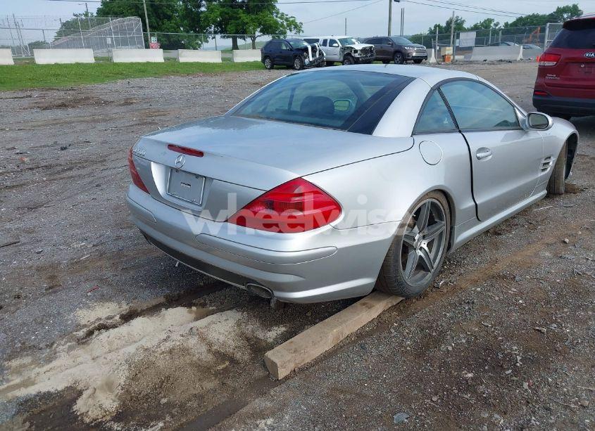 Photo 4 of 2003 Mercedes-benz Sl 500 (VIN WDBSK75F93F027609)