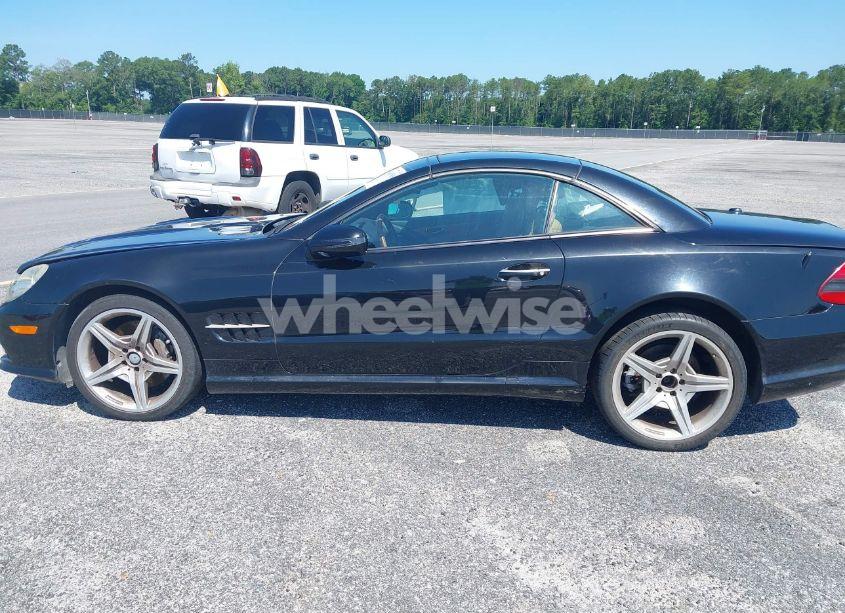 Photo 14 of 2011 Mercedes-benz Sl 550 (VIN WDBSK7BA0BF161710)