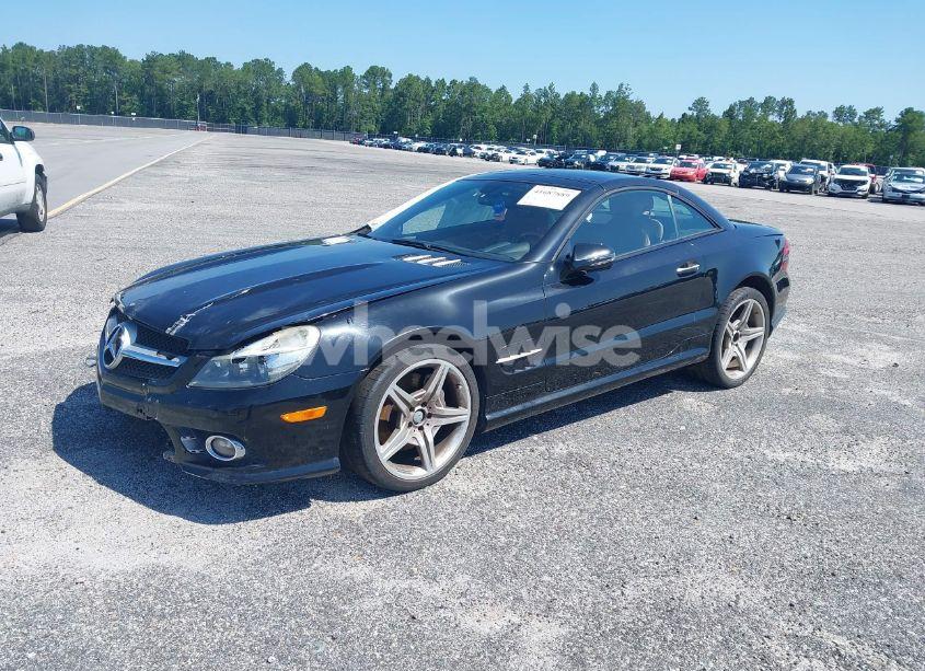 Photo 2 of 2011 Mercedes-benz Sl 550 (VIN WDBSK7BA0BF161710)