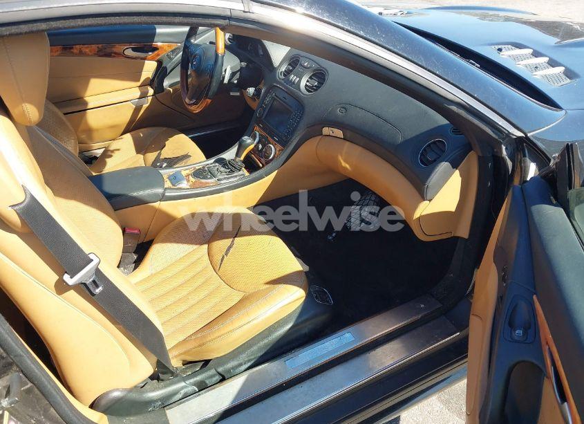 Photo 5 of 2011 Mercedes-benz Sl 550 (VIN WDBSK7BA0BF161710)