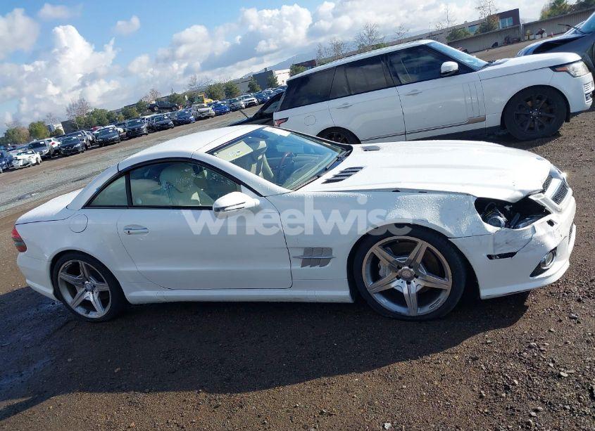 Photo 13 of 2011 Mercedes-benz Sl 550 (VIN WDBSK7BA8BF163043)