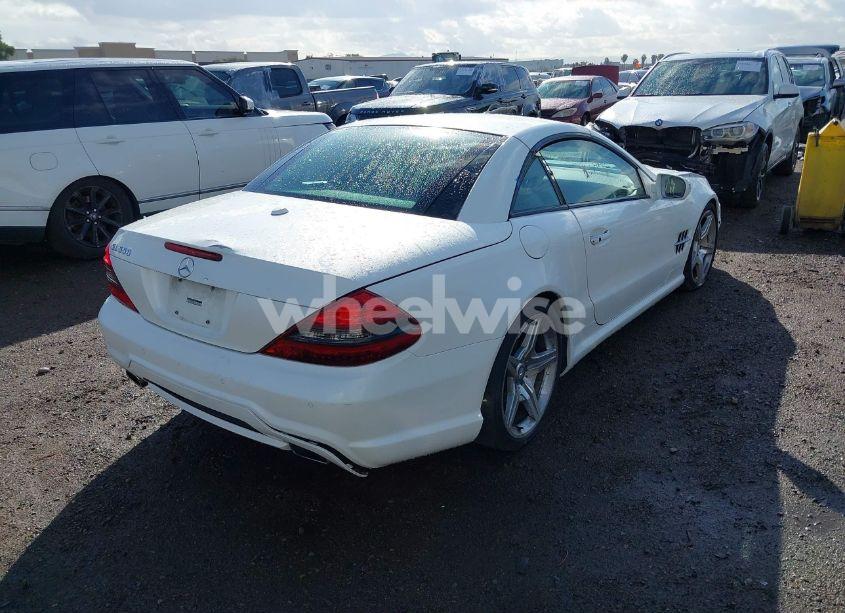 Photo 4 of 2011 Mercedes-benz Sl 550 (VIN WDBSK7BA8BF163043)