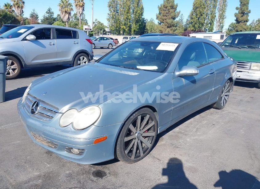 Photo 2 of 2007 Mercedes-benz Clk 350 (VIN WDBTJ56H37F214622)