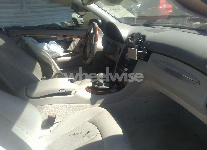 Photo 5 of 2005 Mercedes-benz Clk 320 (VIN WDBTJ65J25F127494)