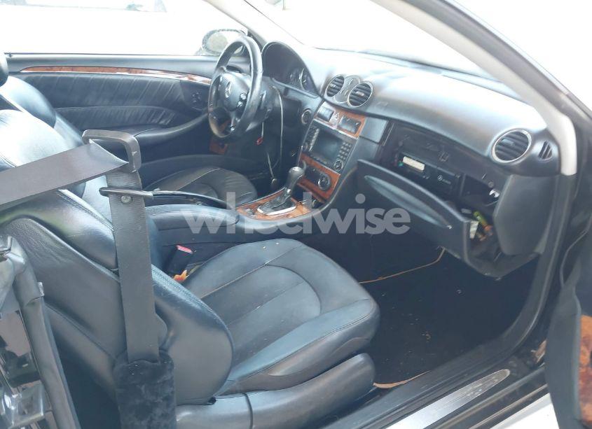 Photo 5 of 2008 Mercedes-benz Clk 550 (VIN WDBTK72F58T089686)