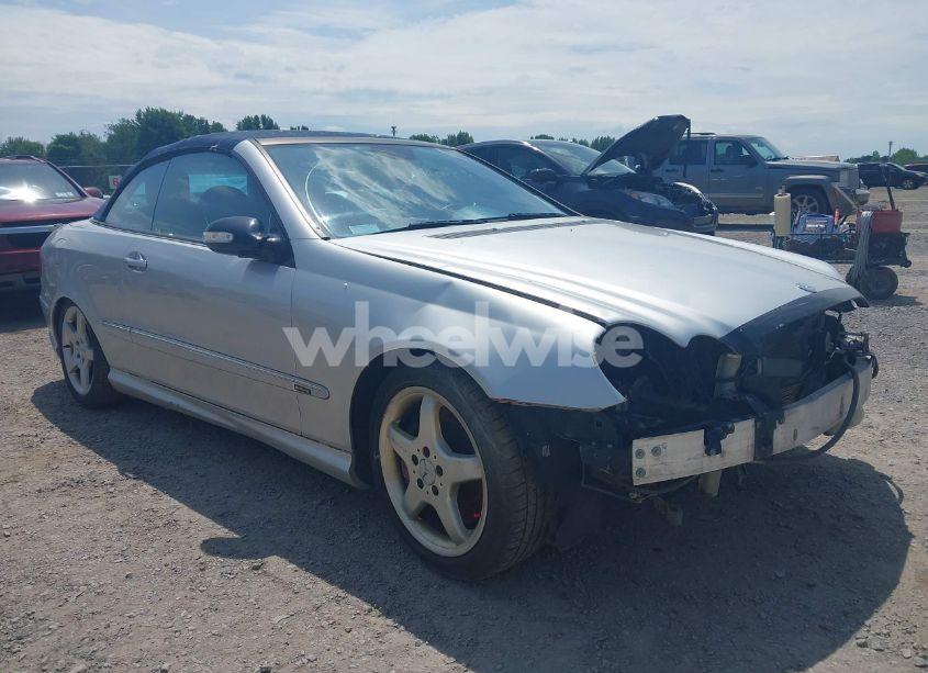 2004 Mercedes-benz Clk 500 (VIN WDBTK75G04T024842) main photo