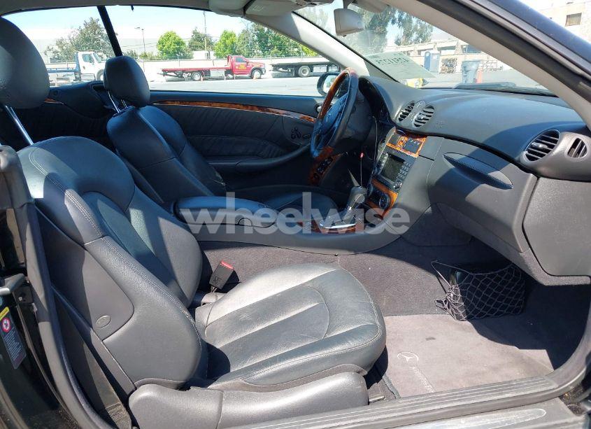 Photo 5 of 2005 Mercedes-benz Clk 500 (VIN WDBTK75G05T044607)