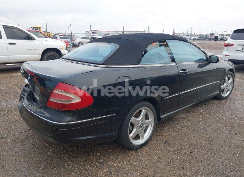 Photo 4 of 2004 Mercedes-benz Clk 500 (VIN WDBTK75G24T031470)