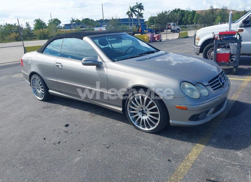 2005 Mercedes-benz Clk 500 (VIN WDBTK75G25T050991) main photo