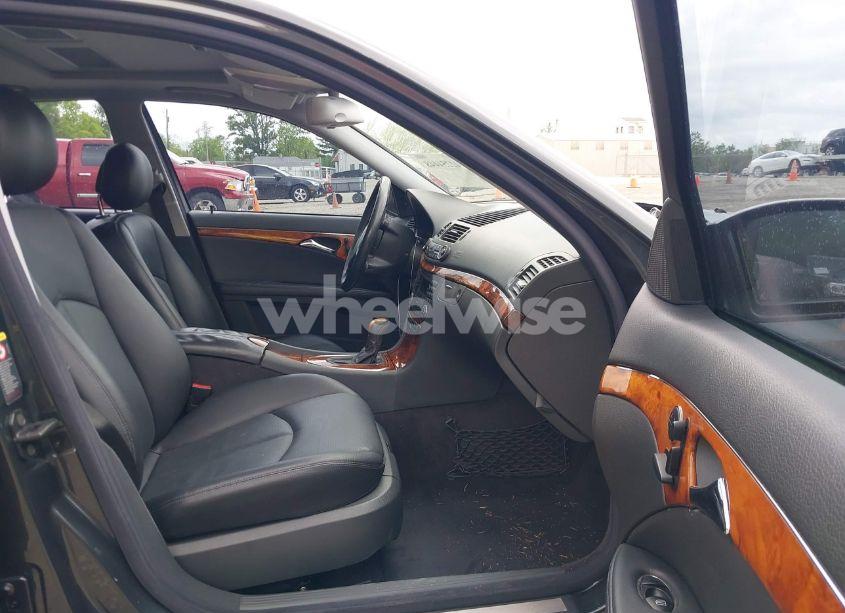 Photo 5 of 2003 Mercedes-benz E 320 (VIN WDBUF65JX3X110942)