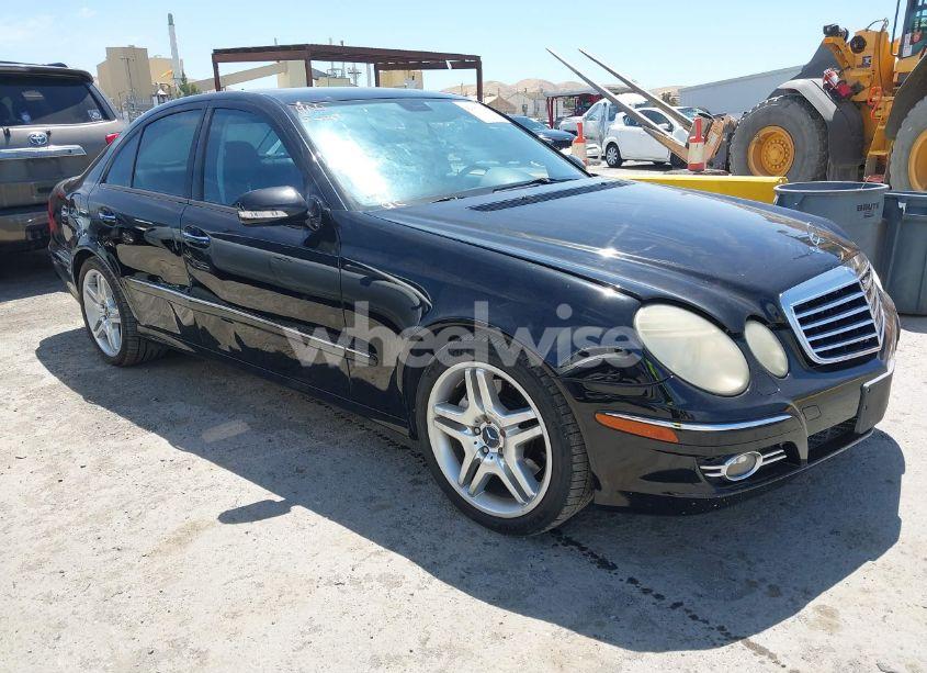 2007 Mercedes-benz E 550 (VIN WDBUF72X57B021832) main photo