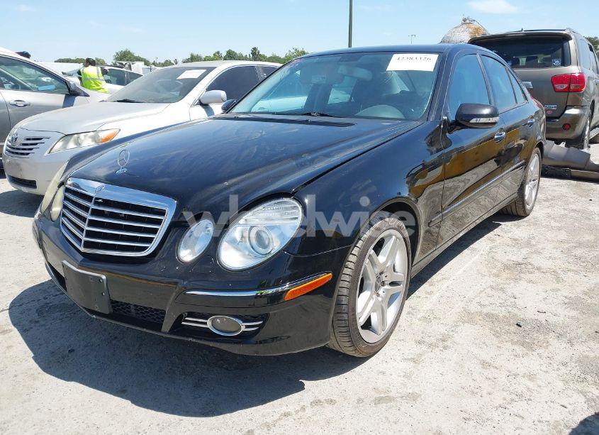 Photo 2 of 2007 Mercedes-benz E 550 (VIN WDBUF72X57B021832)