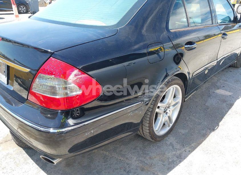 Photo 6 of 2007 Mercedes-benz E 550 (VIN WDBUF72X57B021832)