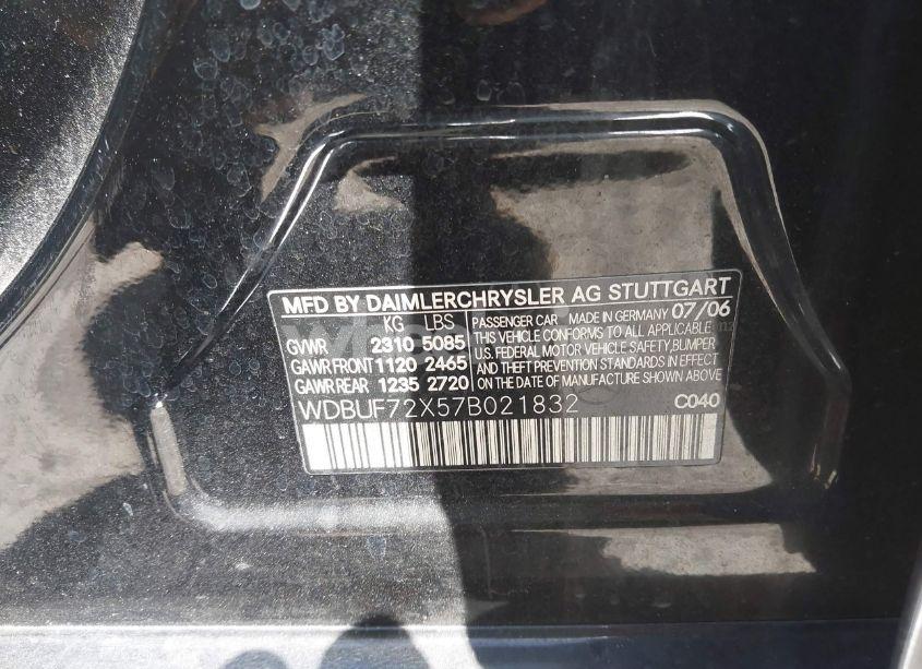 Photo 9 of 2007 Mercedes-benz E 550 (VIN WDBUF72X57B021832)