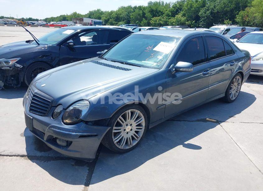 Photo 2 of 2008 Mercedes-benz E 550 (VIN WDBUF72X58B236693)