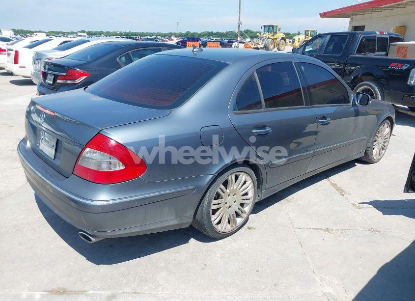 Photo 4 of 2008 Mercedes-benz E 550 (VIN WDBUF72X58B236693)