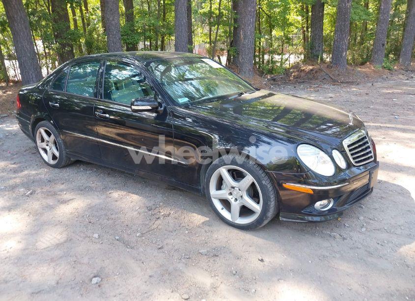 2008 Mercedes-benz E 550 (VIN WDBUF72X68B259853) main photo
