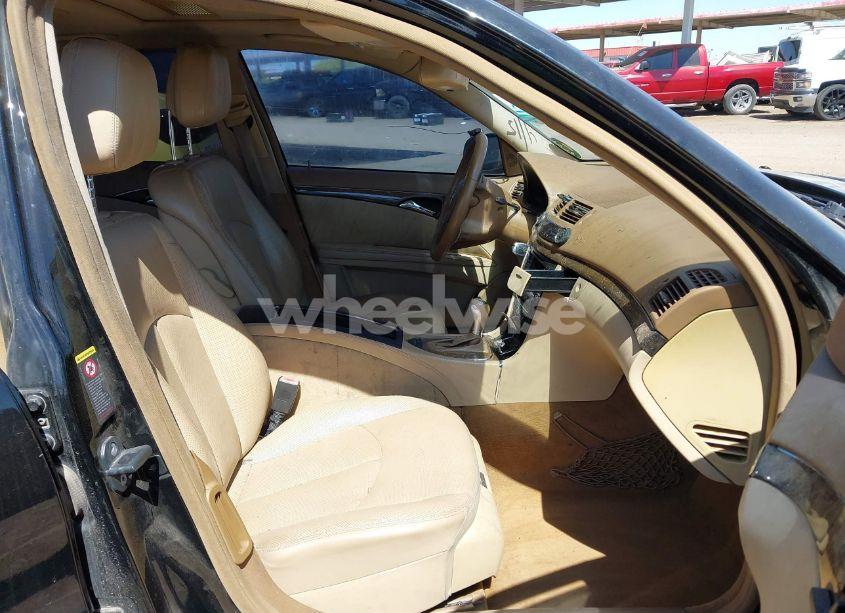 Photo 5 of 2007 Mercedes-benz E 550 (VIN WDBUF72XX7A988796)