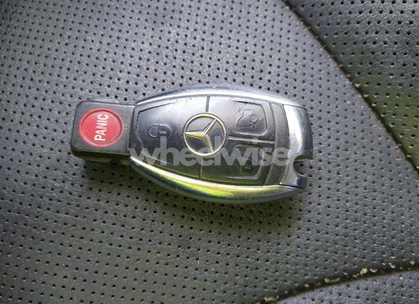 Photo 11 of 2009 Mercedes-benz E 550 (VIN WDBUF72XX9B436602)