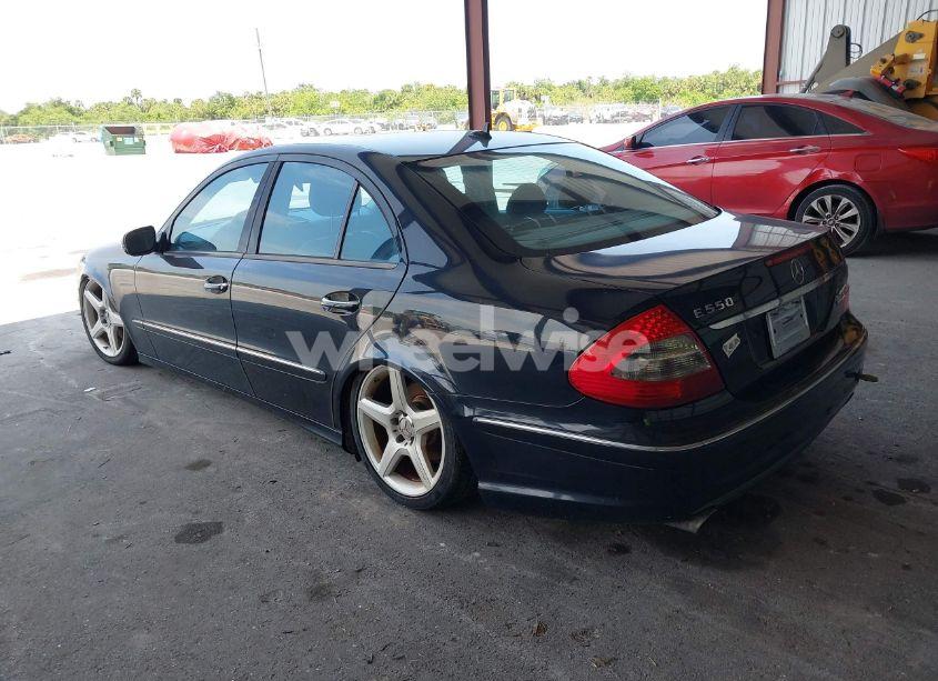 Photo 3 of 2009 Mercedes-benz E 550 (VIN WDBUF72XX9B436602)