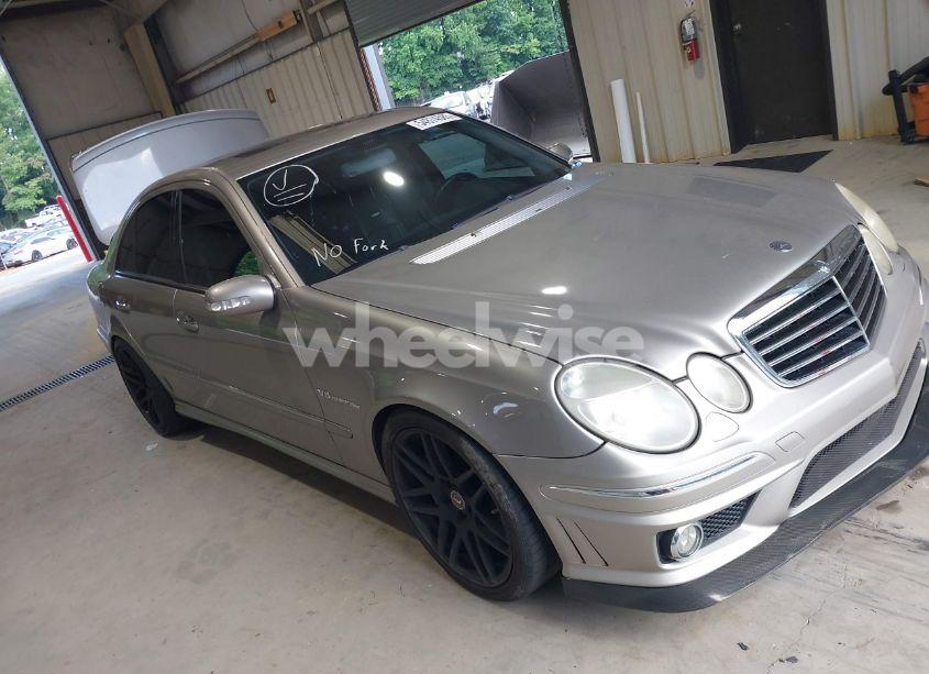 2005 Mercedes-benz E 55 AMG (VIN WDBUF76J15A768563) main photo