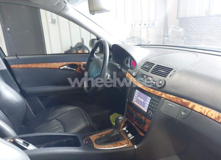 Photo 5 of 2005 Mercedes-benz E 55 AMG (VIN WDBUF76J15A768563)