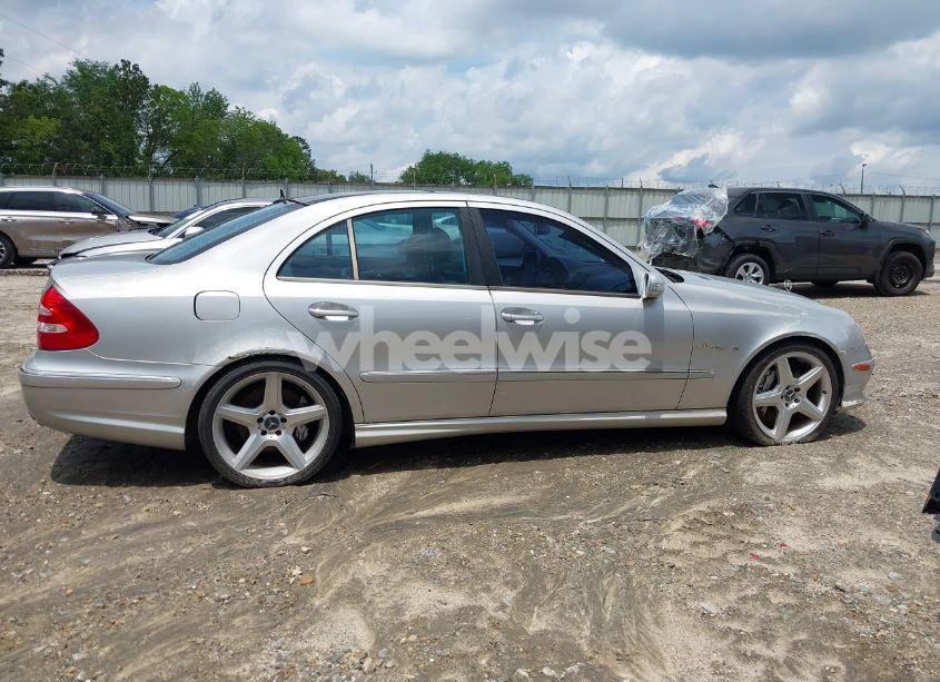 Photo 13 of 2005 Mercedes-benz E CLASS (VIN WDBUF76J75A648427)