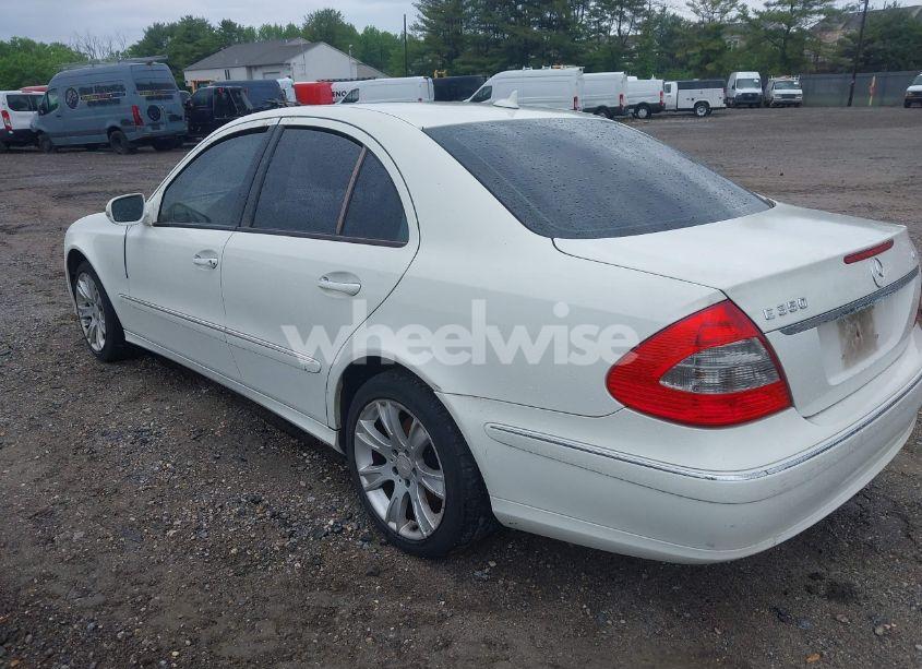 Photo 3 of 2009 Mercedes-benz E 350 4MATIC (VIN WDBUF87X69B378342)
