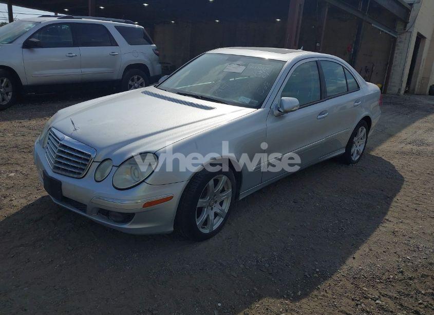 Photo 2 of 2008 Mercedes-benz E 350 4MATIC (VIN WDBUF87XX8B215837)