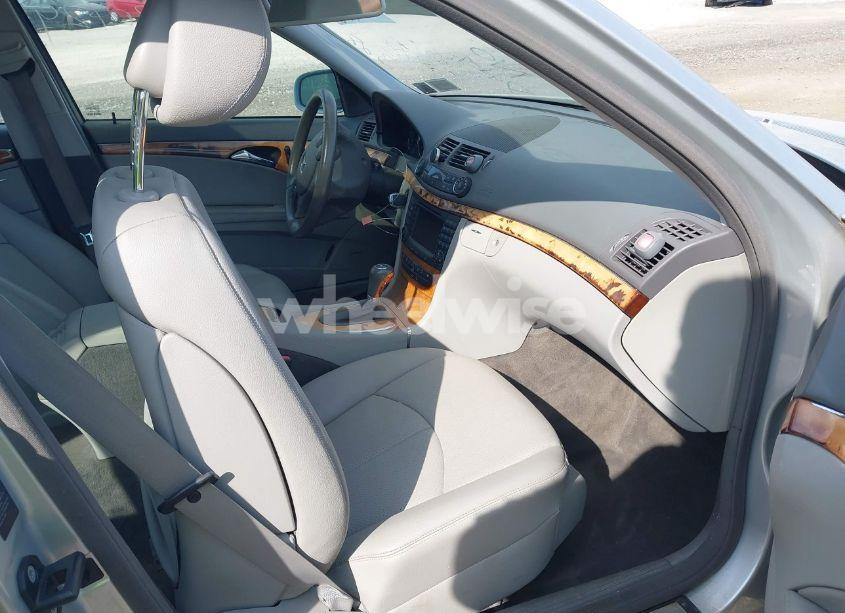 Photo 5 of 2008 Mercedes-benz E 350 4MATIC (VIN WDBUF87XX8B215837)