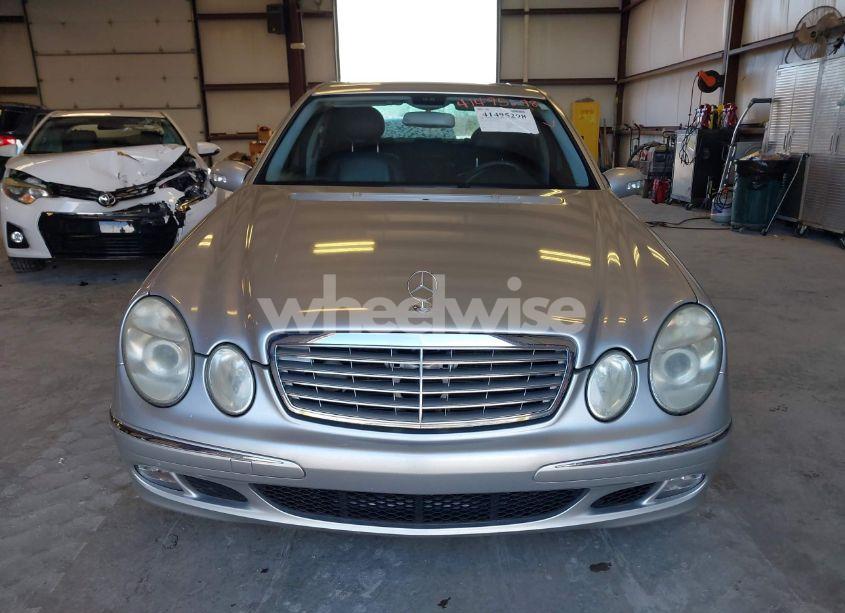Photo 12 of 2005 Mercedes-benz E 500 500 4MATIC (VIN WDBUFH3J45X176890)