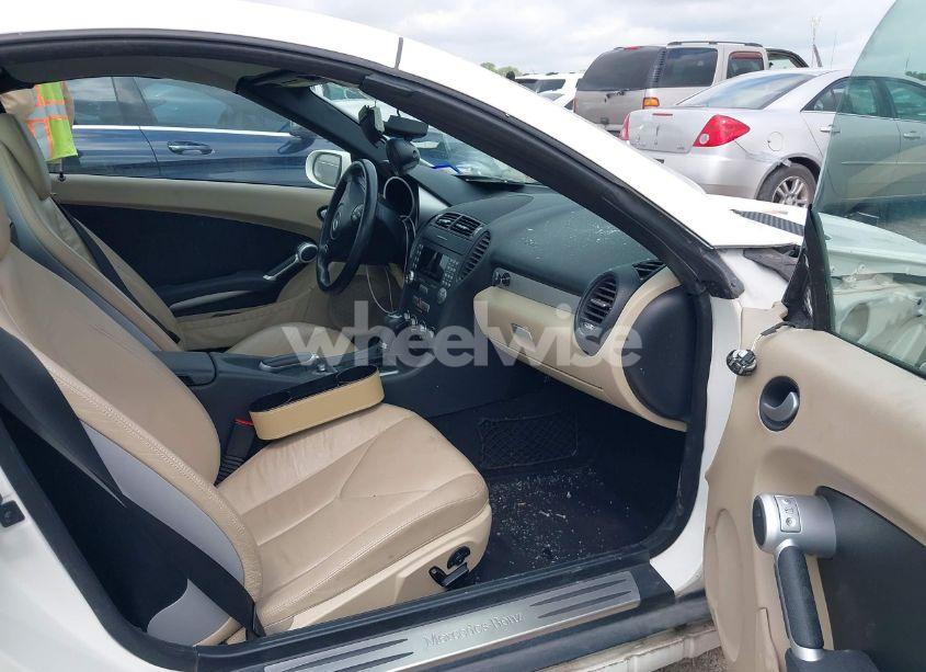 Photo 5 of 2008 Mercedes-benz Slk 280 (VIN WDBWK54F18F174473)