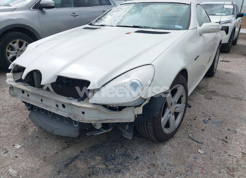 Photo 6 of 2008 Mercedes-benz Slk 280 (VIN WDBWK54F18F174473)