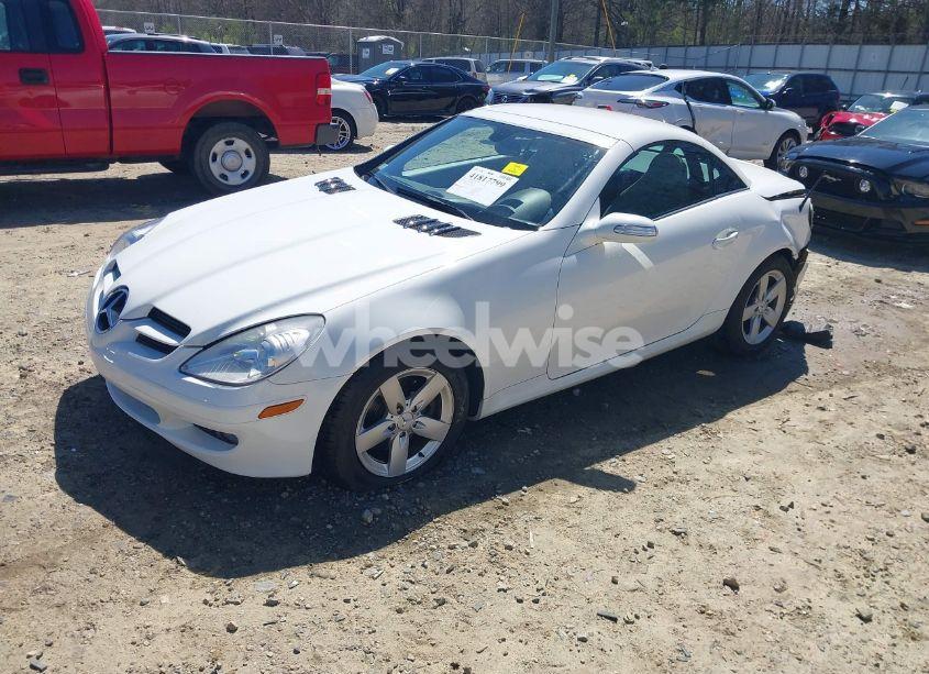 Photo 2 of 2006 Mercedes-benz Slk 280 (VIN WDBWK54F66F129347)