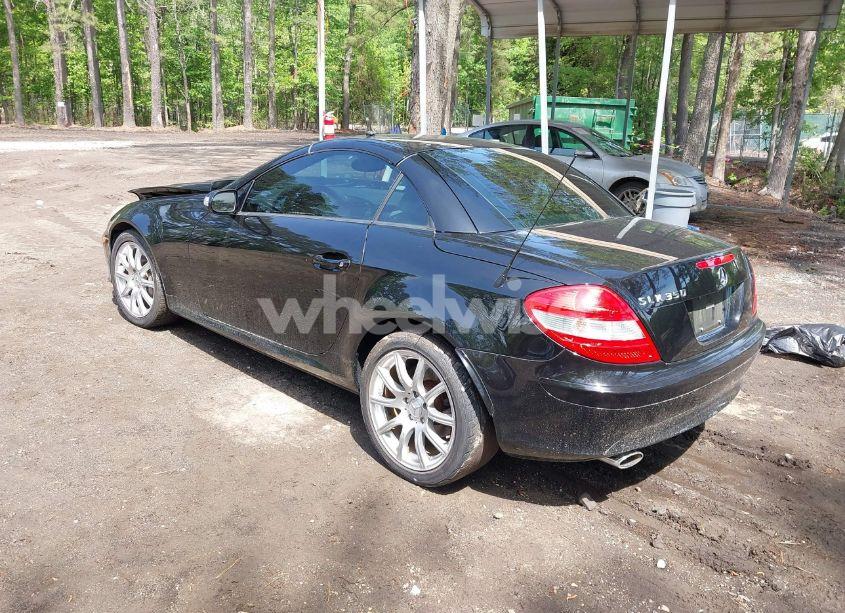 Photo 3 of 2005 Mercedes-benz Slk 350 (VIN WDBWK56F15F036103)